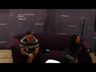 Tom welling and aimee garcia (armagedon expo, )