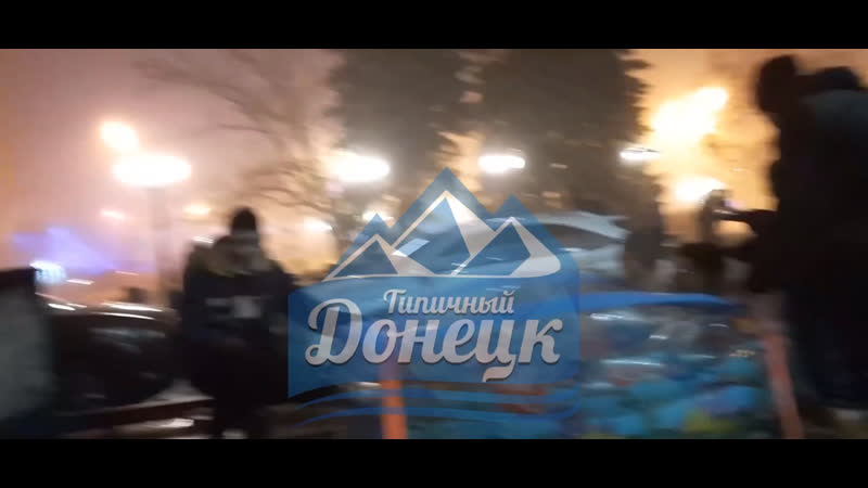 Возле театра, напротив на площади им ленина