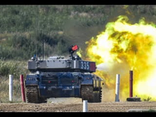 Live finale beim panzer biathlon im rahmen der internationalen militärfestspiele in alabino