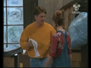 Two of a kind | s01e16 | carrie moves in