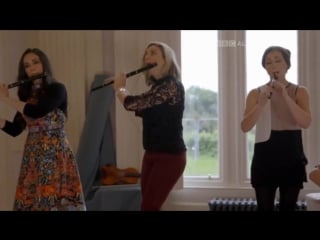 James mackenzie, louise mulkahy, muireann nic amhlaoibh, julie fowlis strathspey & reels