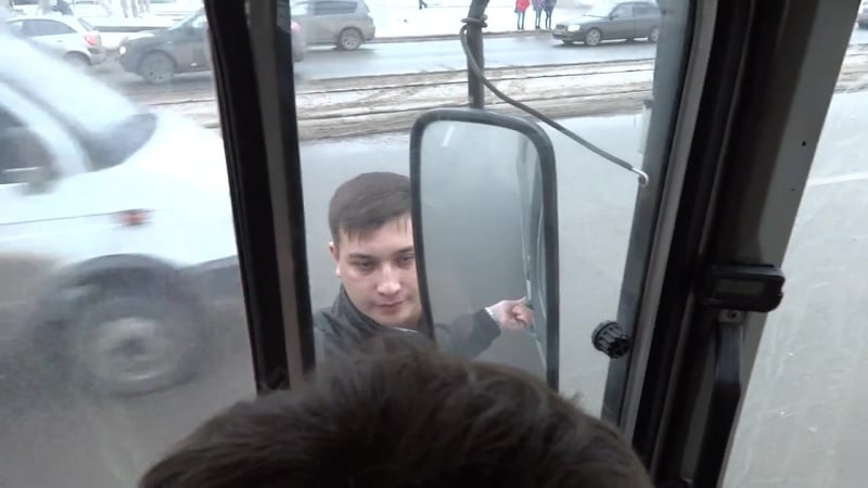 Его нельзя в интернет выкладывать, вдруг у него аллергия