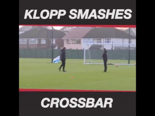 Jürgen klopp crossbar challenge master! ⚽