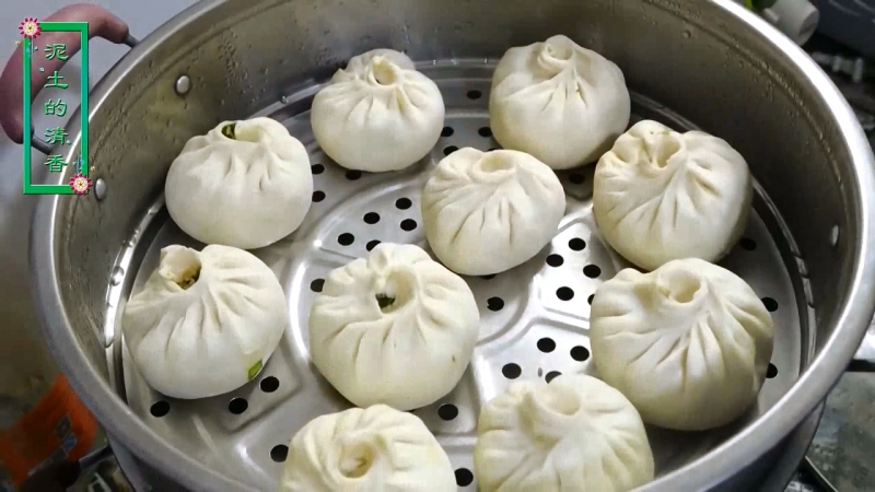 Сельская мама ''нунцунь мама'' китайские пельмени, приготовленные на пару ''баоцзы'' дрожжевое тесто ''цзяому мяньтуань'' для