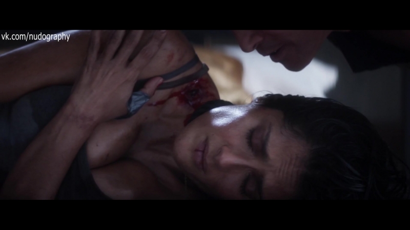 Сальма хайек (salma hayek) голая в фильме "эверли" (everly, 2014, джо линч) 1080p