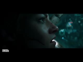 #kristenstewart and the cast of #underwatermovie reveal the most challenging aspects about making this claustrophobic aquatic