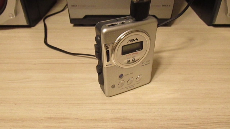 Кассетный аудиоплеер aiwa hs rm436