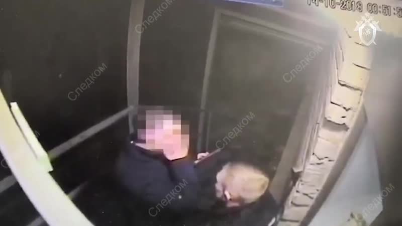 Кировский полицейский ударил мужчину головой в лицо