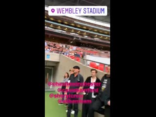 Harry at the eagles concert in london 2306 at wembley stadium he was with niall and jeff