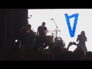 Lauv – live at «alabang town center» manila, philipines