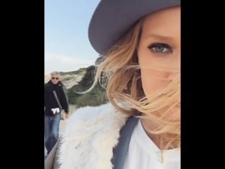 Toni garrn