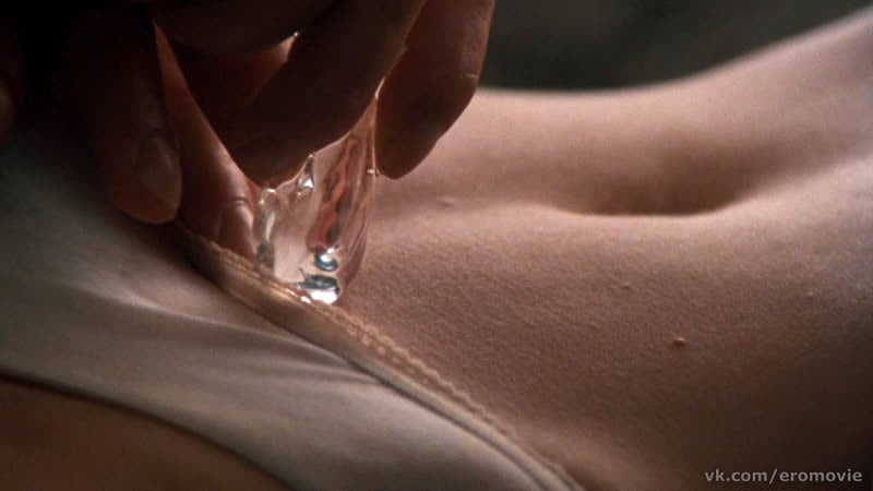 Офицерлердің әйелдерінің жеке эротикалық суреттері