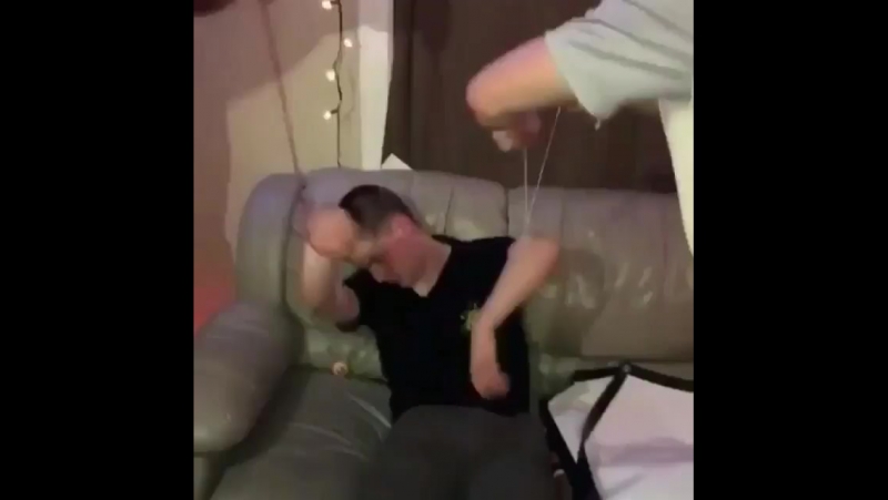 Когда бухой уснул на вписке