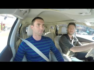 Твиттер блэйка шелтона "very funny @adamlevine, very funny guess who had their own hidden cameras #voicecommute"