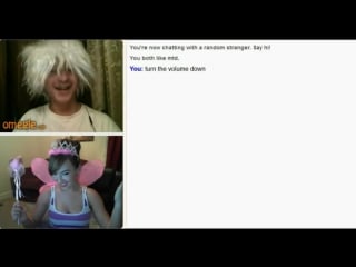 Hot girls twerk fairy on omegle part 2