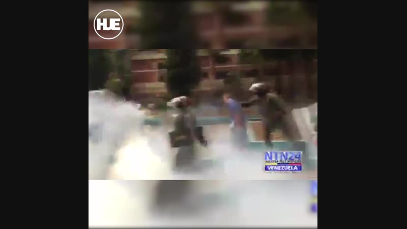 В венесуэле проходят массовые протесты против мадуро