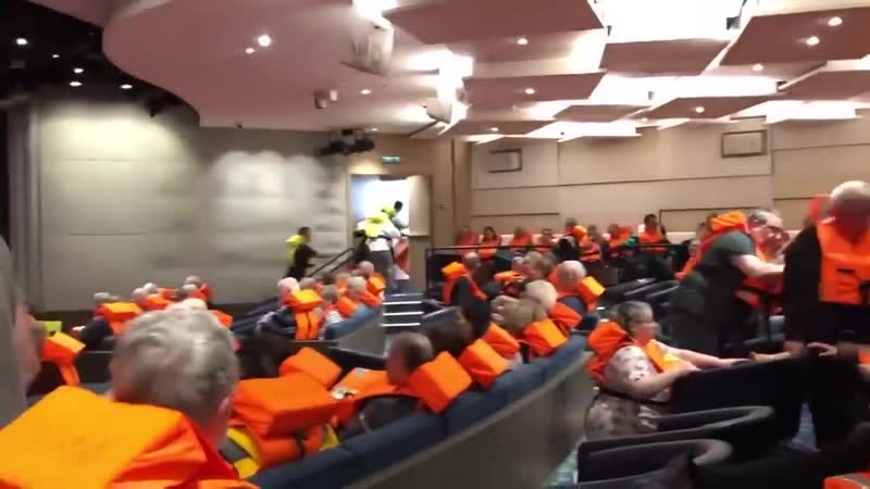 Круизный лайнер viking sky попавший в шторм (vhs video)