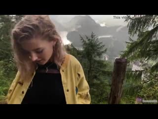 Трахнулась на улице (порно дойки сиськи 18+ эротика секс sex xxx анал русское домашнее отсос шлюха трахнул попка студентка минет