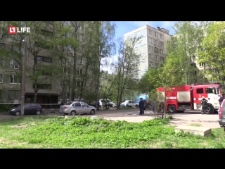 Мужчина угрожает взорвать гранату санкт петербург