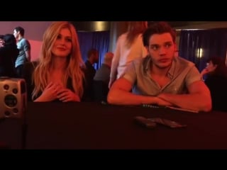 Le noir auteur wondercon 2016׃ katherine mcnamara and dominic sherwood from shadowhunters