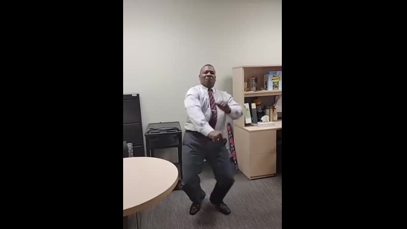 Когда заиграл твой любимый трек