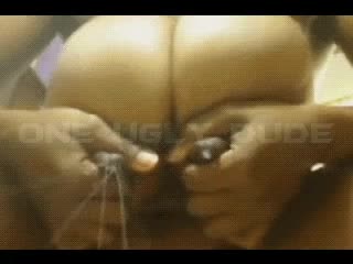 Она показала свои большие сиськи!!! | демонстрирует свою грудь порно | big boobs can someone milk me???