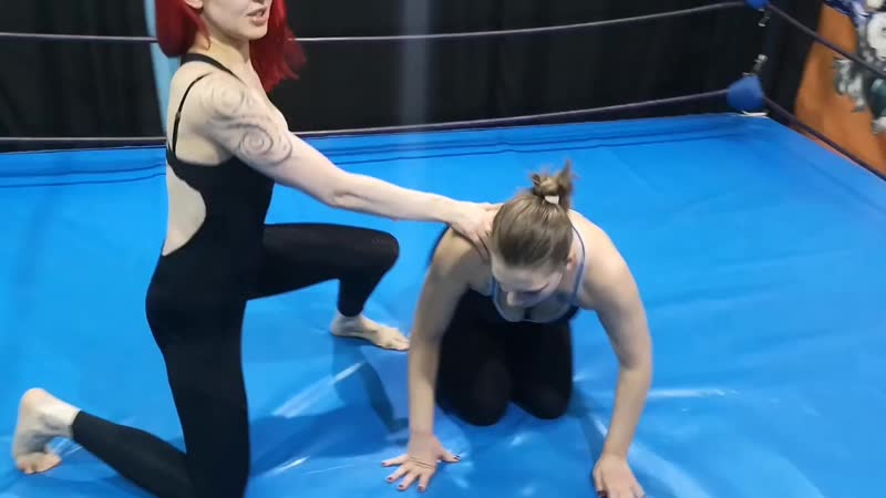 Если соперницa приняла закрытую позу