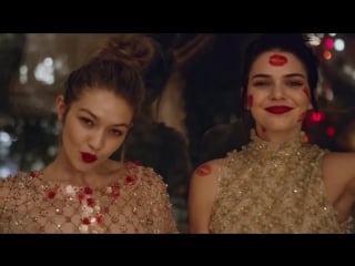 Kendall jenner and gigi hadid party in dresses from chanel haute couture