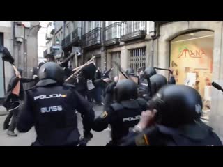 Antifa vs italian police