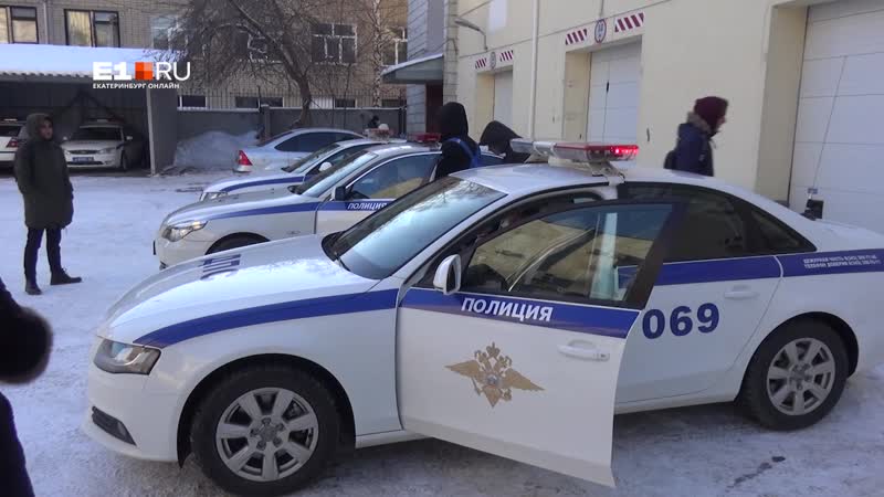 Студентам устроили экскурсию по управлению гибдд