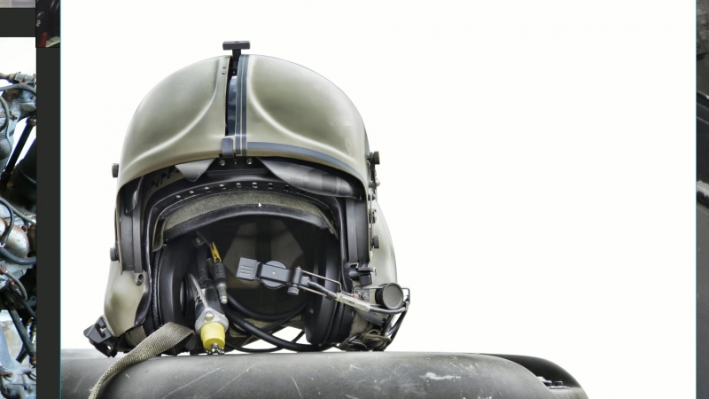 Maciej kuciara «futuristic character design» (part 1/42)