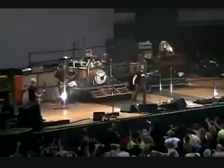 Pearl jam yellow ledbetter (live)