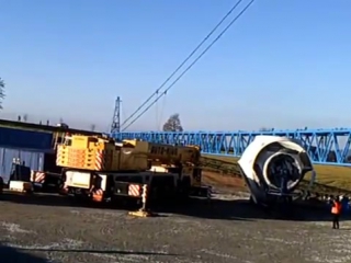 Einer der grössten autokräne beim windpark stemmasgrün