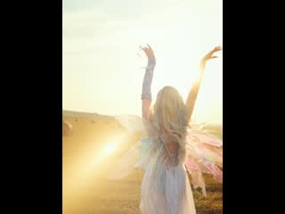 Esmi «выбирать чудо» (snippet)