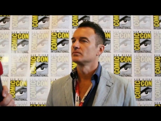 Интервью джулиана макмэхона о сериале childhood's end (2015)