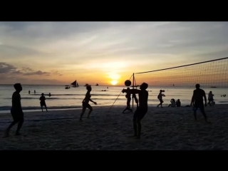 One more from today #кайтинструктор #кайтш #виндэкстрим #windextreme #boracay #sunset #volleyball #beach #whitebeach #боракай