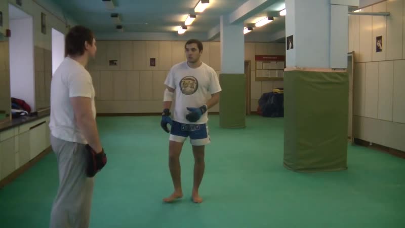 Армейский рукопашный бой тренироа