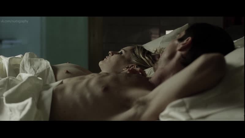 Дженнифер джейсон ли (jennifer jason leigh) голая в фильме "машинист" (the machinist, 2004, брэд андерсон) 1080p