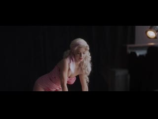 Голая Джулианна Хаф (Julianne Hough) видео