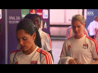 Watch ol olympique lyonnais arrive at the stadium for training looking confident! #uwclfinal