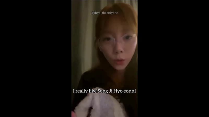 Snsd taeyeon recently done an ig live when she mentioned song jihyo as one of her favorite korean actress