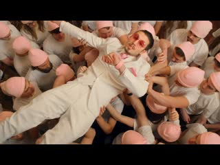 Bbno$ «what would baby do?»