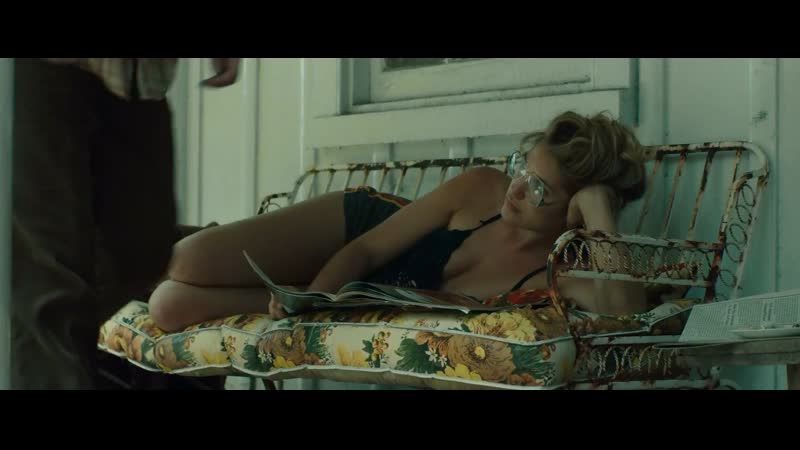 Сара гадон, лола кёрк, хонг чау американка / sarah gadon, lola kirke, hong chau american woman ( 2019 )