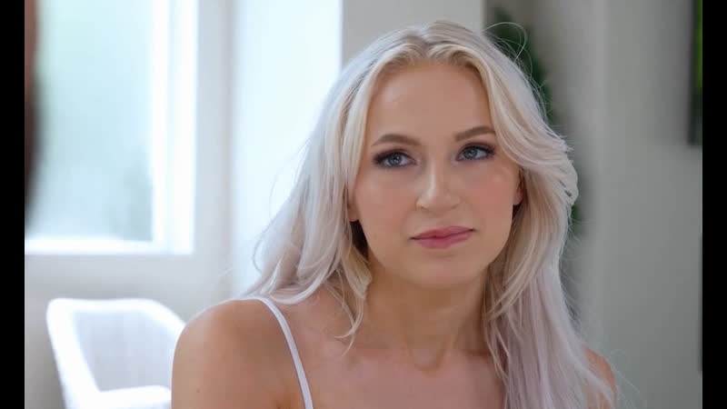 Порно ей 22 подсел на уши молодой девушке porn sex teen sage rabbit
