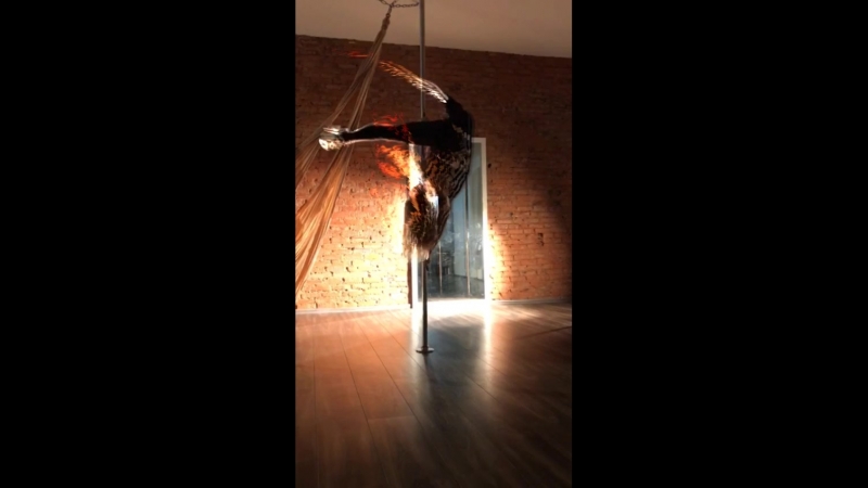 Оля кравчук пилон