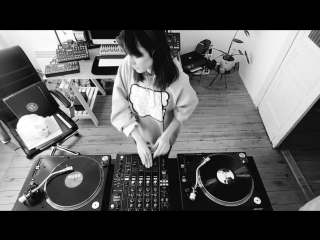 Deep house presents amelie lens vinyl only home session [dj live set hd 720]