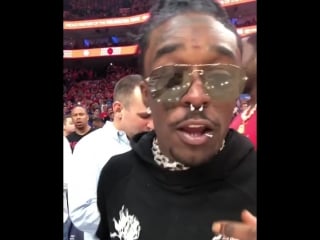 Lil uzi vert, meek mill & gillie da porn at the sixers game