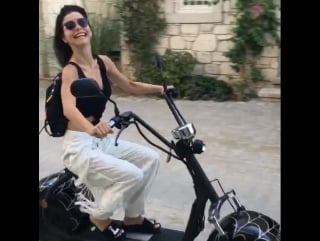 Новое видео от мерве болугур в insta