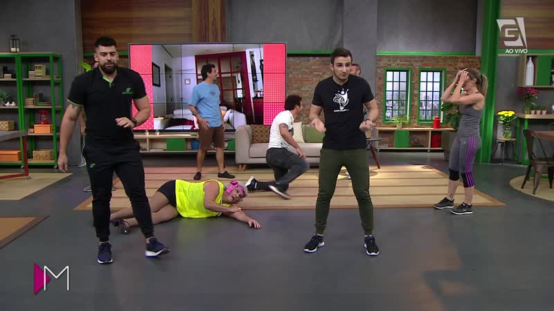 Regiane tapias malhando