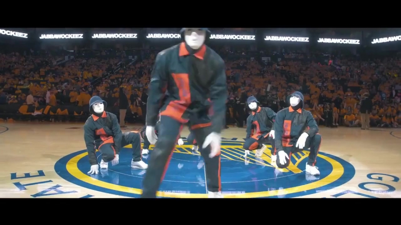 Jabbawockeez в финале нба 2017
